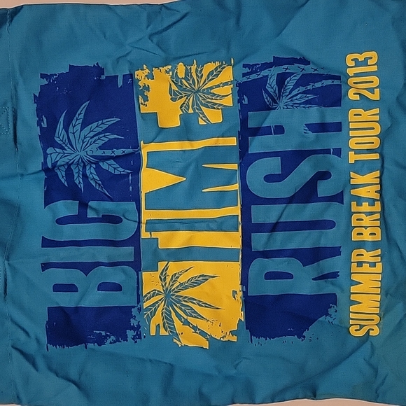 New w/o Tags Big Time Rush VIP Exclusive Summer Break Tour Blue & Yellow… - Picture 2 of 3